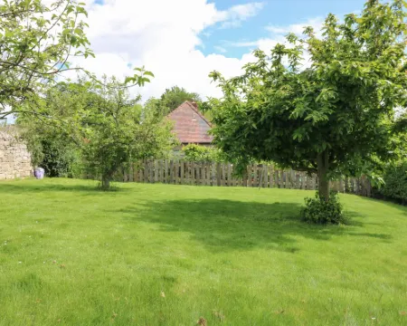 Charlies Cottage Hotels in Duns