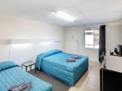 โมเทล 707 โรงแรมในเอเมอรัลด์