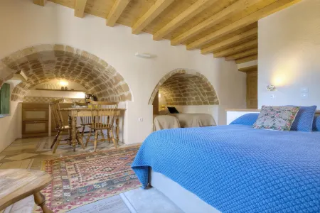 Ritsos Guesthouse Отели в г. Monemvasia