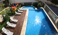Hotel Santo Graal - Pools