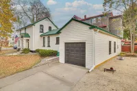Charming Home: 3 Blocks to Winona State University - Wifi