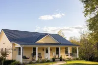 Inn at Willow Grove Hotels in Orange