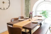 Kensington Chapel Apartment Bath Hotels in 