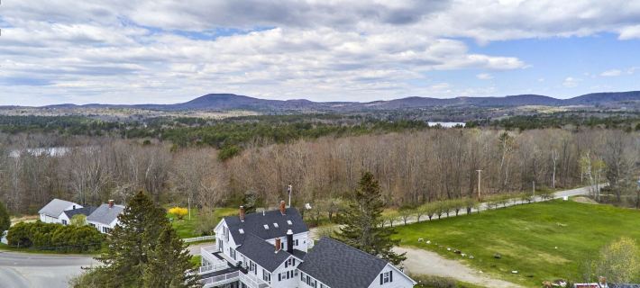 Youngtown Inn Hotels in Waldo County