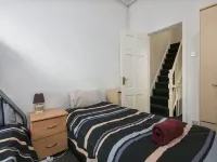 Short Term Shared R&R in Chorlton