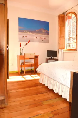 Tralkan B&B Hotels near Paseo Quilin