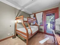 Union Creek Townhome 164B Townhouse