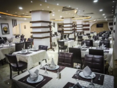 ホテル エルビイ コンスタンティーン コンスタンティーヌのホテル