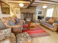 Old Bricklayer's Arms Hotels in Wistanstow