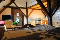 Le Domaine des Papillons Hotels in Gy