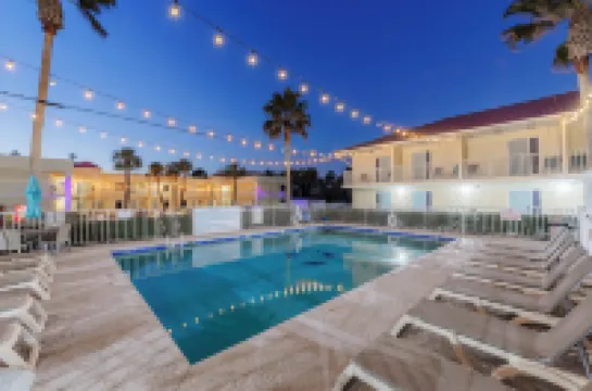 Dunes Inn & Suites - Tybee Island Hotels in Tybee Island