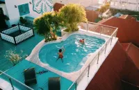 Hotel Isla de Flores - Pools