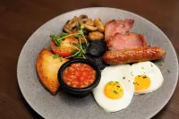 McKays Hotel - breakfast