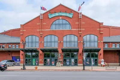 CozySuites at Nulu Hotels near Waterfront Park