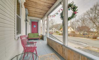 Tasteful Gardiner Triplex Near Downtown Augusta!