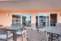 Steps to Beach, Pool Access Indian Shores Condo