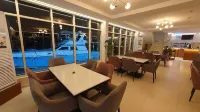 Dolphin Beach Resort Hotel di Yanbu