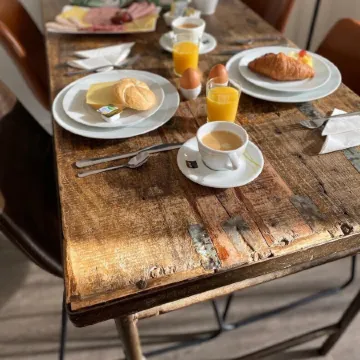 Hotel Oranjestaete Отели в г. Нимеген