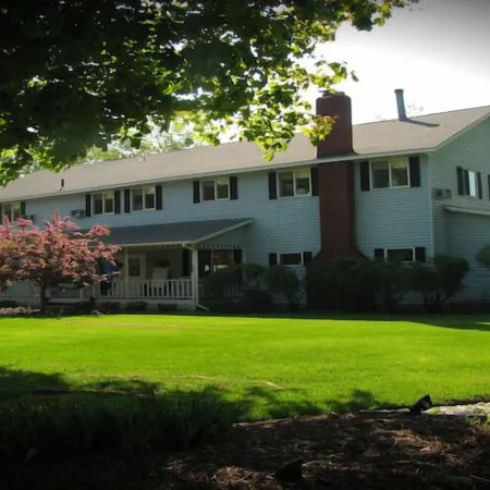 Churchill Pointe Inn