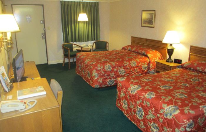 Budget Host Westgate Inn