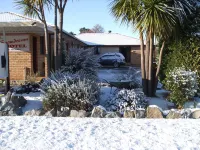 Snowdream Motel Hotels in Berridale