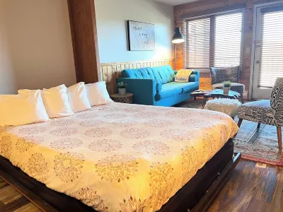 Queen Studio~Resort Amenities~19 Miles to West RMNP Các khách sạn gần Sombrero Stables at Snow Mountain Ranch