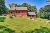 Secluded Ellsworth Apartment - Hiking Nearby! - 3-Star