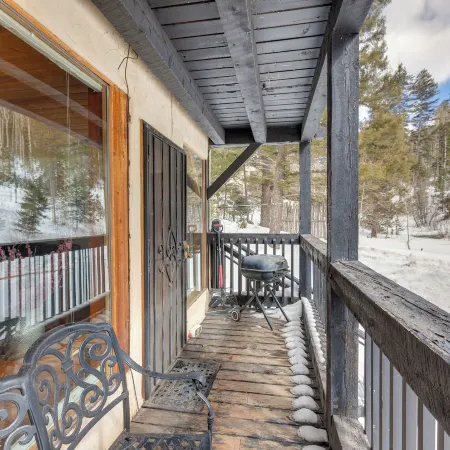 Hot Tub Access Studio 2 Mi to Taos Ski Resort