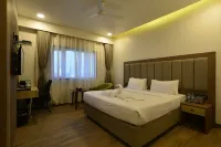 Hotel Jhankar Palace - 3-Star