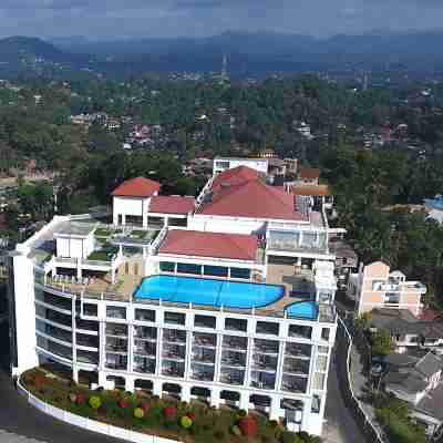 The Grand Kandyan Hotel Exterior