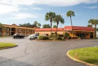 Scottish Inn Downtown Jacksonville - Motel