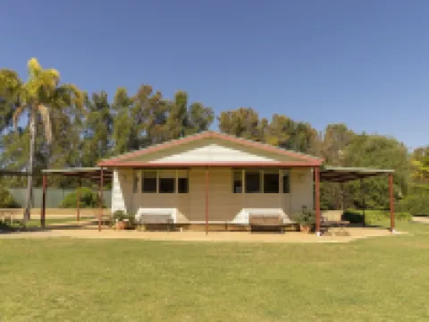 Tokemata Retreat Hotels in Cobram