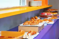 The Match Hotel - breakfast