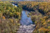 Soak, Relax & Explore! Walk to Wolf River - 3つ星