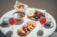 Serena Calm Pool House