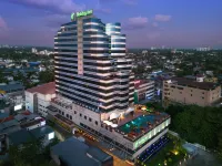 Holiday Inn Cochin Hotels in 