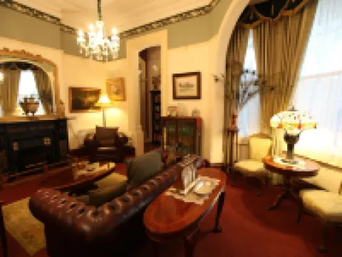 The Grand on Macfie Hotels in Devonport