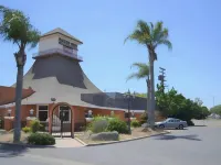 Merced Inn & Suites Hotels in Merced