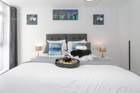 Watford Cassio Luxury - Modernview Serviced Accommodation