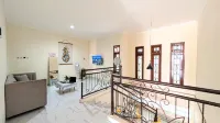 Surabaya Homey Near Unair Syariah Hotels in Tambaksari