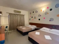 Pangkor Bay View Beach Resort Hotels near Teluk Nipah Beach