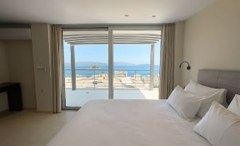 Noma Suites Tolo
