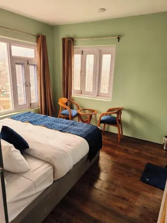 Tavisha River View Orchard Pahalgam Отели в г. Anantnag