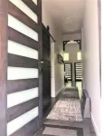 5 STAR Modern Bungalow in the heart of Downtown