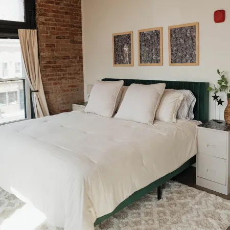 Cozy Downtown Troy Studio • Walk Everywhere
