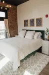 Cozy Downtown Troy Studio • Walk Everywhere