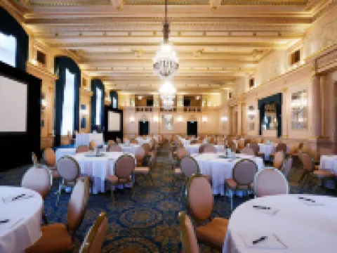 เดอะ ฟอร์ต แกร์รี โรงแรม, สปา แอนด์ คอนเฟอเรนซ์ เซ็นเตอร์, แอน แอสเซนด์ คอลเลกชัน โรงแรม โรงแรมในวินนิเพก