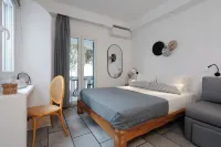 Sea View Apartments & Studios