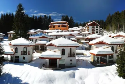 Ski Chalets at Pamporovo - an Affordable Village Holiday for Families or Groups Отели в г. 