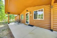 Cabin in Eleven Mile Village w/ Patio & Gas Grill! - 3 tähden